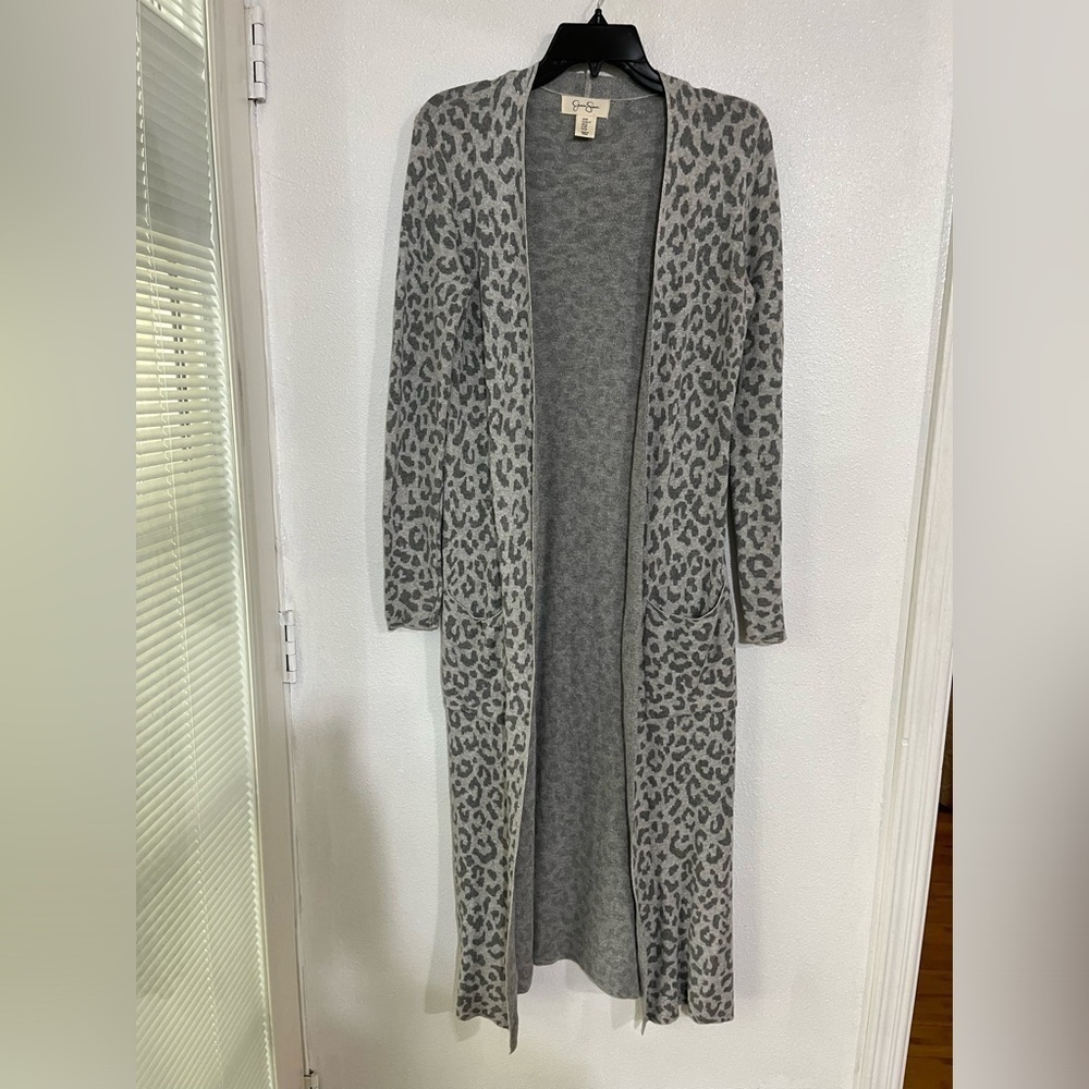 Jessica Simpson size XS cotton 100% cotton, long duster animal print gray